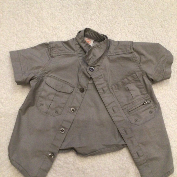 Wonder Nation Baby Button-Up Shirt - 12 Months (Preowned, Stylish & Comfy) 👶👔 - Picture 1 of 2